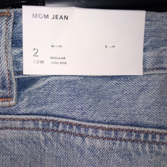 American Eagle Mom Jeans - Picture 3 of 6